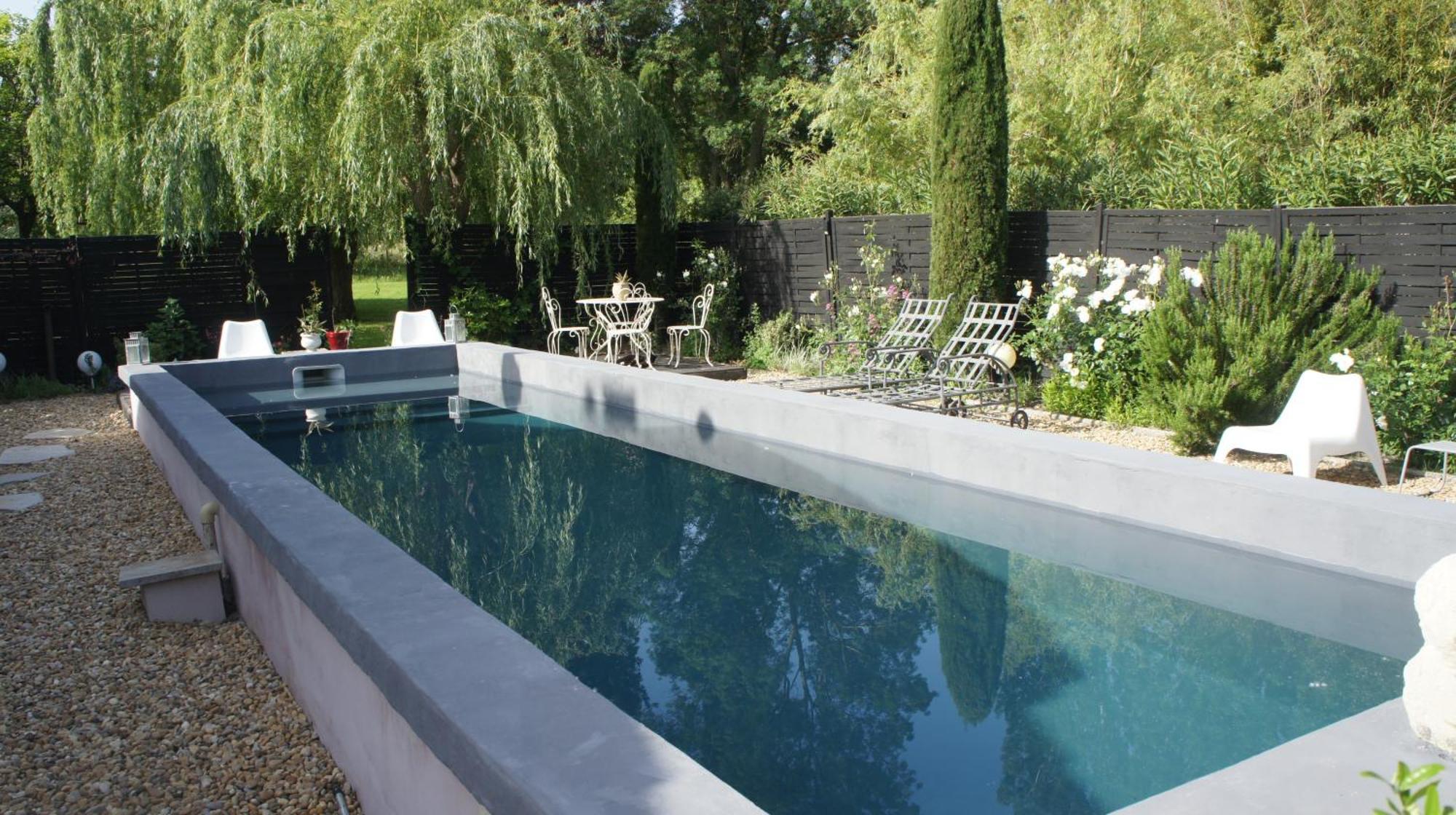 F Saint-Remy-de-Provence
