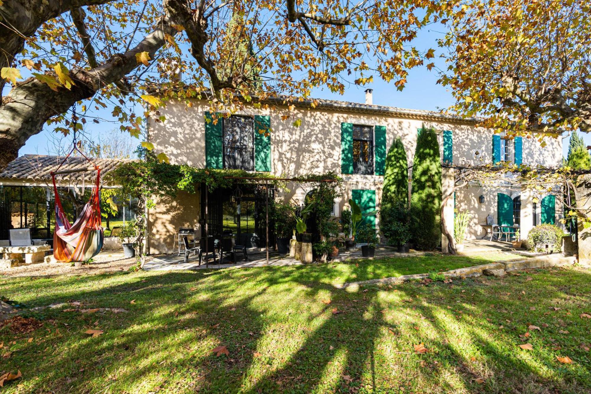 F Saint-Remy-de-Provence