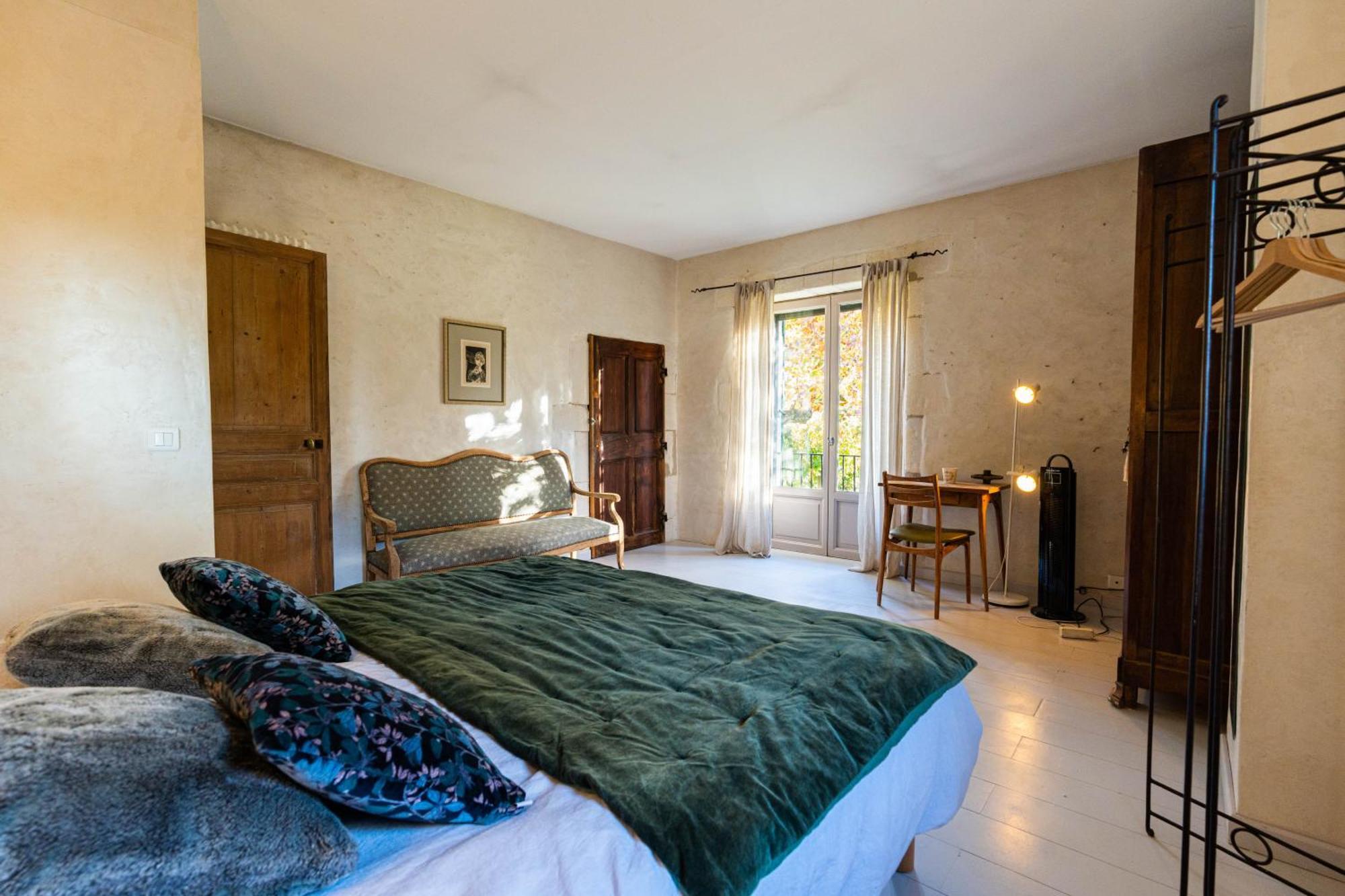 F Saint-Remy-de-Provence