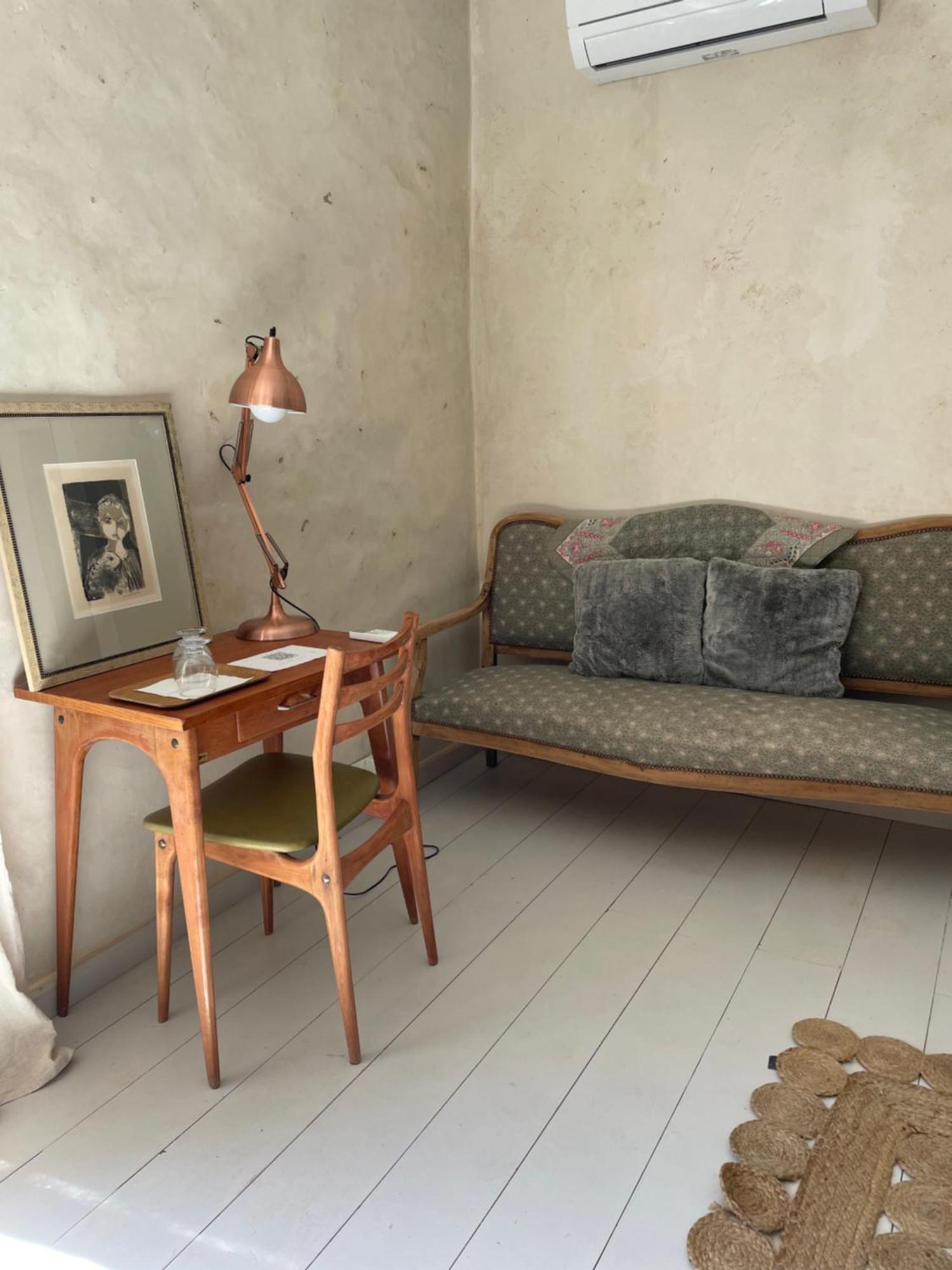 Homestay F Saint-Remy-de-Provence